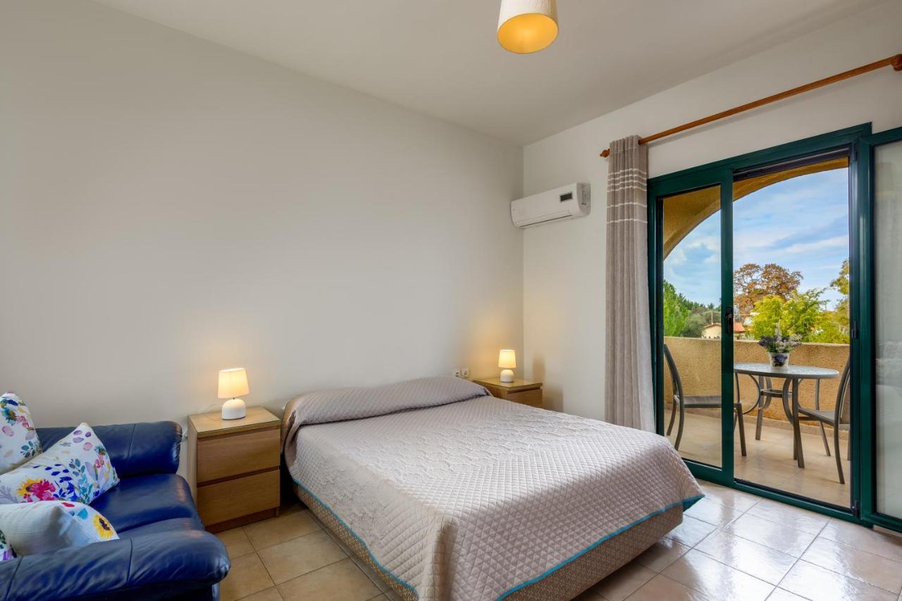 Villa The Tower With The Orange Tree Garden Ialisos Exterior foto